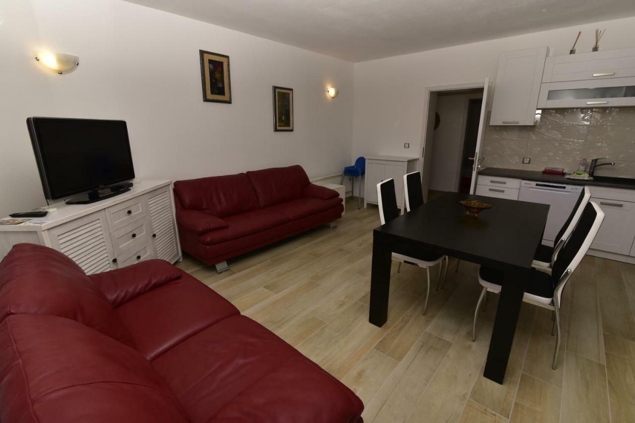 Apartments Matthew & Oscar Porat  Extérieur photo